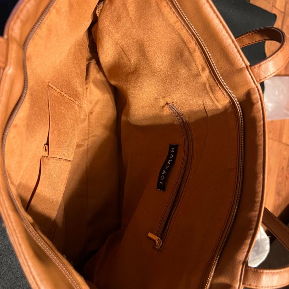 Purses - Picture 3 of 3